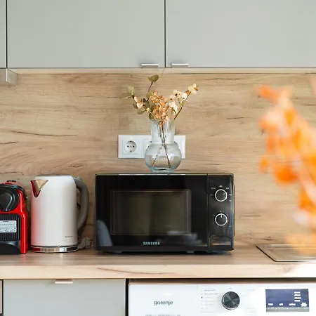 Apartment Sunny Designer Close To New York Cafe *