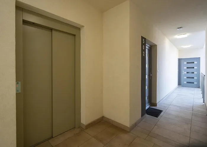 Apartamento Sunny Designer Close To New York Cafe