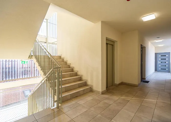 Apartamento Sunny Designer Close To New York Cafe